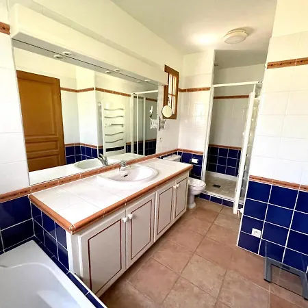 بيت للعطل Golf Azur *